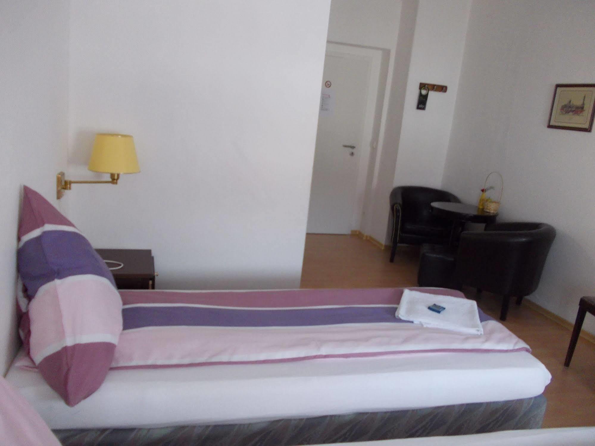 Hotel Im Bahnhof Passau Ngoại thất bức ảnh
